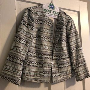 Embroidered 3/4 sleeve jacket